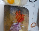 Foto langkah ke 1 dari resep Nasi goreng putih simple enak.