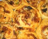 Foto langkah ke 8 dari resep Pizza Roll.