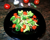 Foto del paso 4 de la receta: Brócoli con jamón curado y tomatitos cherrys 🥦