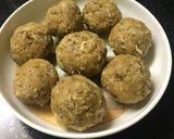A picture of step 5 of Nariyal ke gud wale laddu.