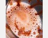 A picture of step 3 of Hot Chocolate milkshake.