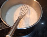 Une image de l'étape 2 de Grandma's Egg Custard.