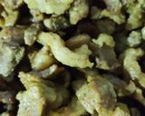 Gambar langkah 4 resipi Daging Masak Sambal Lemak Daun Kesum.