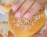 Foto langkah ke 7 dari resep Burger Buns.