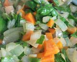 Foto del paso 2 de la receta: Arroz verde vegano de mi Mamá