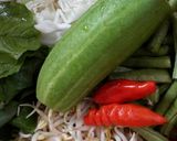 Foto langkah ke 1 dari resep Menu Diet GM hari ke 3, Buah dan Sayur + 8-12 gelas air putih.