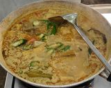 Foto langkah ke 10 dari resep Patin Tempe Kuah Kuning.