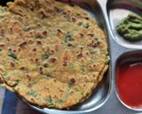 A picture of step 6 of Palak paratha (spinach paratha).