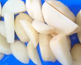 Foto langkah ke 1 dari resep Potato Wedges .