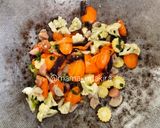 Foto langkah ke 4 dari resep Menu Anak : Capjay Udang Sayur.