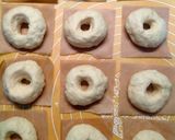 Foto langkah ke 3 dari resep Donat Tanpa Ulen.