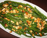 A picture of step 3 of String beans almondine.
