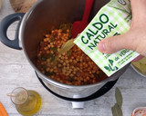 Foto del paso 8 de la receta: Potaje de garbanzos y judías