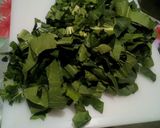 A picture of step 4 of Chinese Cabbage Soup.