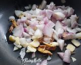 A picture of step 2 of Matar-Paneer Subzi.