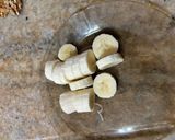 Foto del paso 1 de la receta: Smoothie de frutillas, banana y arándanos