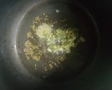 A picture of step 2 of Dal palak (In pressure cooker).
