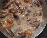 ખજુર અને ઓટ્સ બોલ્સ(Dates & oats balls recipe in Gujarati) રેસીપી સ્ટેપ2ફોટો