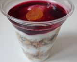 Müzlis-áfonyás pohárkrém recept fázis 2 fotója