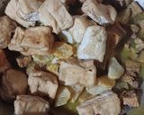 Foto langkah ke 2 dari resep Semur Daging Tahu Kentang.