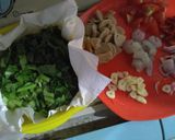 Foto langkah ke 2 dari resep Tumis Kuah Tahu Udang.