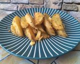 Foto langkah ke 5 dari resep Baked potato wedges.