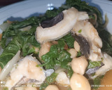 Foto del paso 9 de la receta: Acelgas, garbanzos y bacalao Skrei