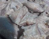 A picture of step 1 of Labaabdaar chicken.