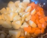 A picture of step 5 of Pork Katsu Curry.