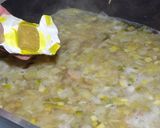 Foto del paso 4 de la receta: Menudos (no se tiran) de pollo encebollados con arroz