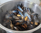 Foto del paso 2 de la receta: Mejillones rellenos o tigres