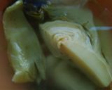 Foto langkah ke 1 dari resep Sup tulang muda bb sayur asin.