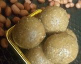A picture of step 5 of Peanut Ladoo.