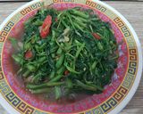 Foto langkah ke 3 dari resep Cah kangkung.