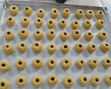 Foto langkah ke 5 dari resep Monde butter cookies/ monde susu/ janit (janda genit).
