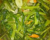 Foto langkah ke 4 dari resep Tumis Kangkung Saos Tiram #5resepterbaruku.