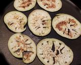 Foto del paso 3 de la receta Berenjena a la plancha con ajo/perejil/aceite de oliva