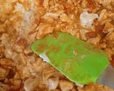 A picture of step 2 of Chicken fajita savory pancake.