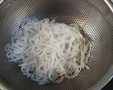 Hình bước làm 1 của món Gỏi Cuốn Tôm Thịt Gà Nướng/ Fresh Spring Rolls