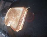 Foto del paso 3 de la receta: Pan con huevo y queso para niños
