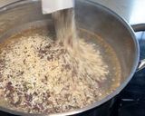 Foto del paso 3 de la receta: Arroz meloso con jamón ibérico, Idiazábal y alcachofa