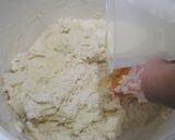 Foto langkah ke 3 dari resep Roti tanpa susu tanpa telur tanpa ulen tanpa butter tanpa gula.