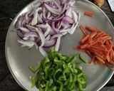A picture of step 1 of Hakka noodles.