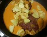 Foto del paso 3 de la receta: Filete ruso con patatas y salsa de tomate casero