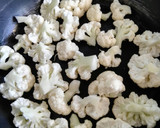 Foto del paso 3 de la receta: Ensalada de coliflor con mantequilla de cacahuete