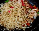 รูปขั้นตอนการทำที่ 6 ของ สปาเกตตี้ต้มยำไก่