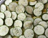 Balkán muszaka burgonyával és cukkinivel recept fázis 1 fotója