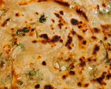गार्लिक परांठा (Garlic Paratha recipe in Hindi) रेसिपी चरण 3 फोटो