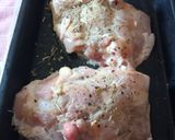Foto del paso 1 de la receta: Muslos de pollo al horno con salsa de frutilla