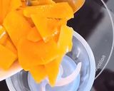 Hình bước làm 2 của món Dương Chi Cam Lộ (Chè xoài bột báng)